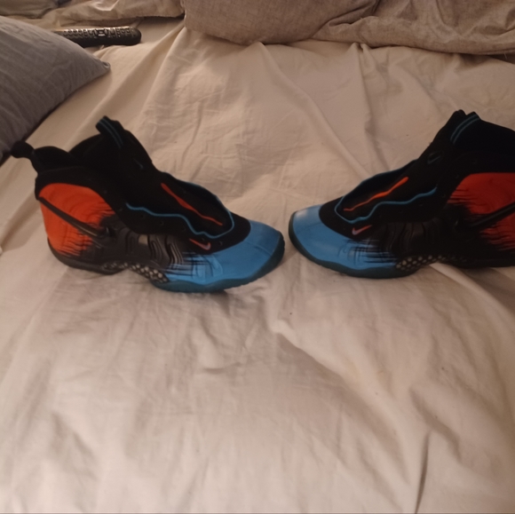 Nike Air Foamposite Pro - Picture 3 of 4